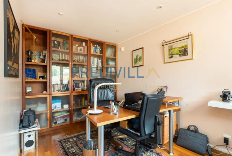 Moradia T4 para Venda em Carreço Foto 17