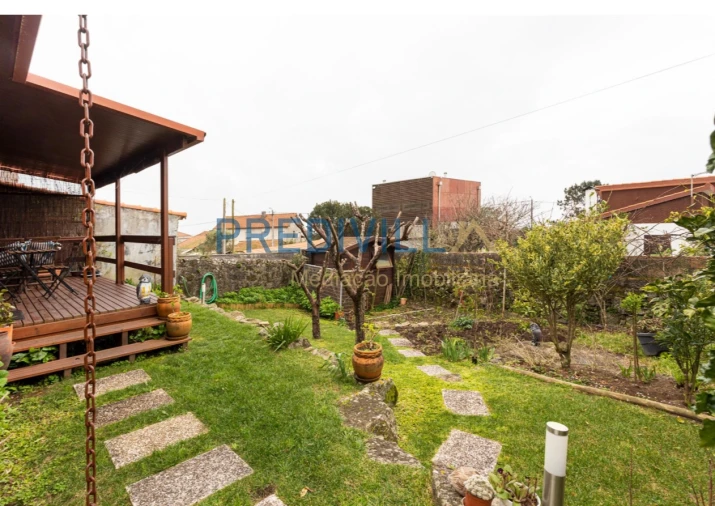 Moradia T4 para Venda em Carreço Foto 35