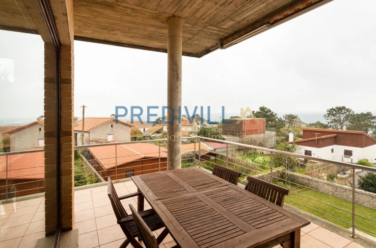 Moradia T4 para Venda em Carreço Foto 27