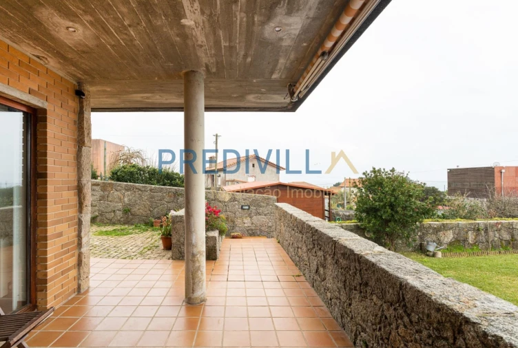 Moradia T4 para Venda em Carreço Foto 29