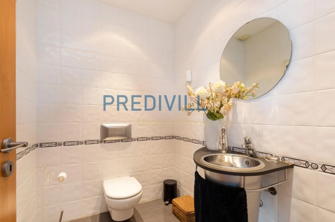 Moradia T4 para Venda em Carreço Foto 14