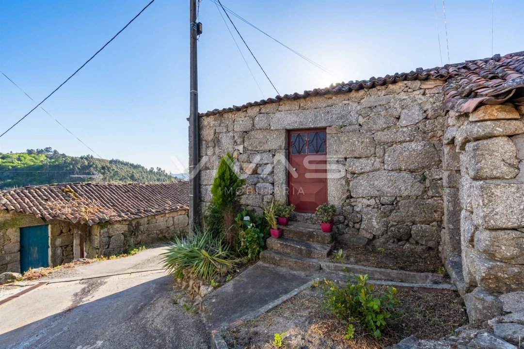 Moradia T0 para Venda em Sande, Vilarinho, Barros e Gomide Foto 2