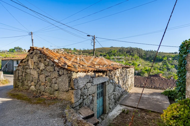 Moradia T0 para Venda em Sande, Vilarinho, Barros e Gomide Foto 5