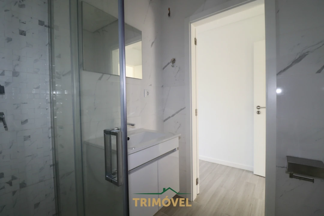 Apartamento T3 para Venda em São João da Madeira Foto 14