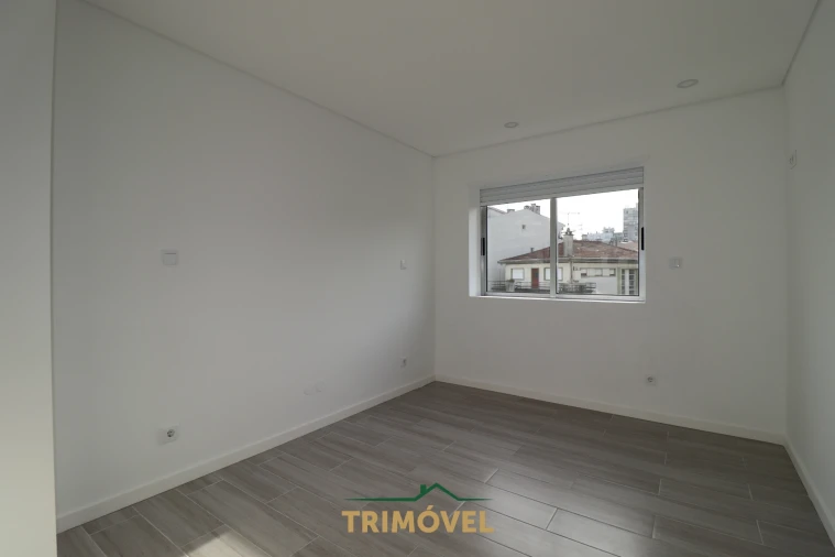 Apartamento T3 para Venda em São João da Madeira Foto 7