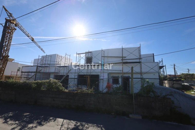 Moradia T3 para Venda em Campo Foto 7