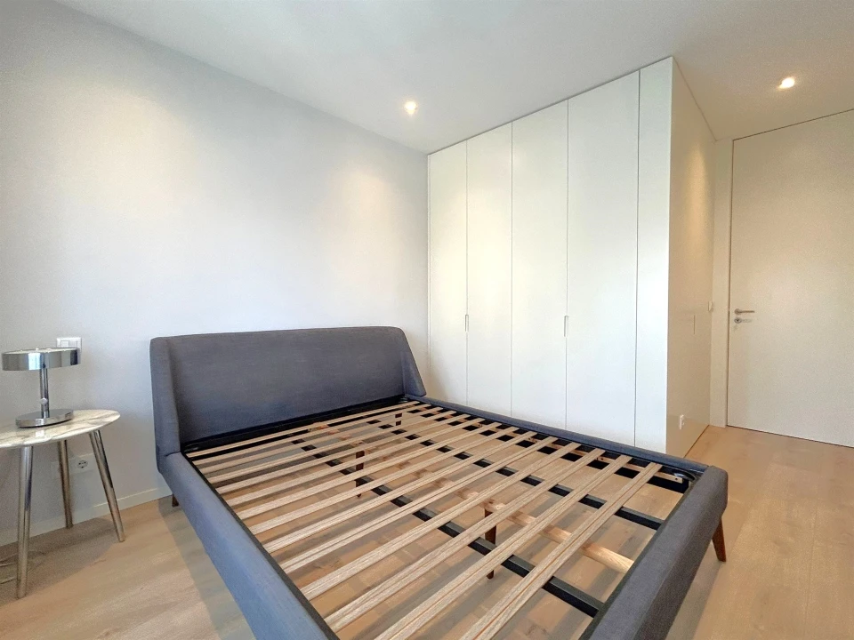 Apartamento T2 para Arrendamento em Lordelo do Ouro e Massarelos Foto 21