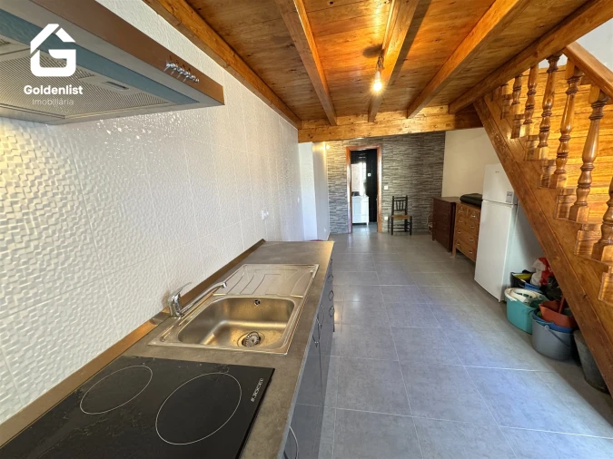 Moradia T2 para Venda em Rosmaninhal Foto 4