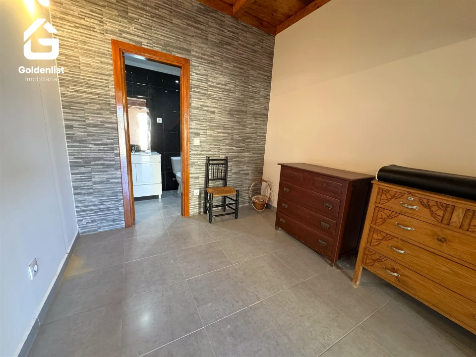 Moradia T2 para Venda em Rosmaninhal Foto 9