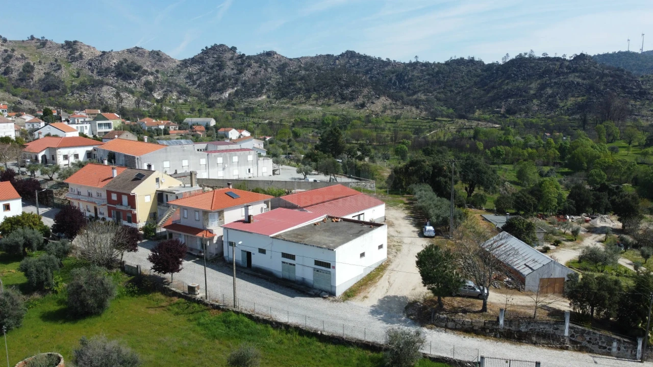 Armazém para Venda em Bendada Foto 6