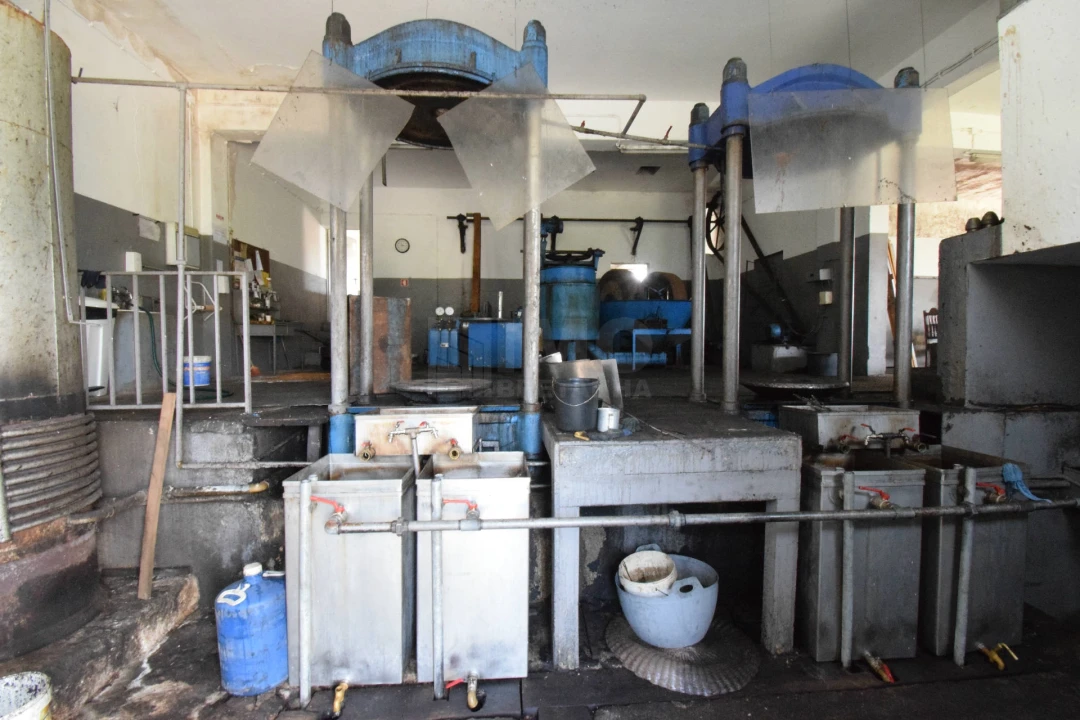 Armazém para Venda em Bendada Foto 22