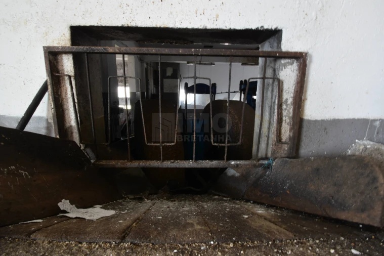 Armazém para Venda em Bendada Foto 20