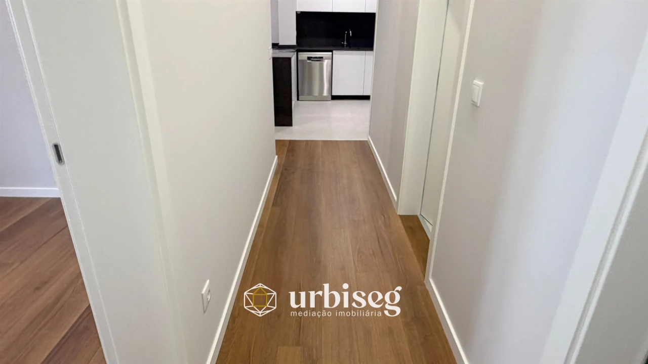 Apartamento T3 para Venda em Buarcos Foto 13