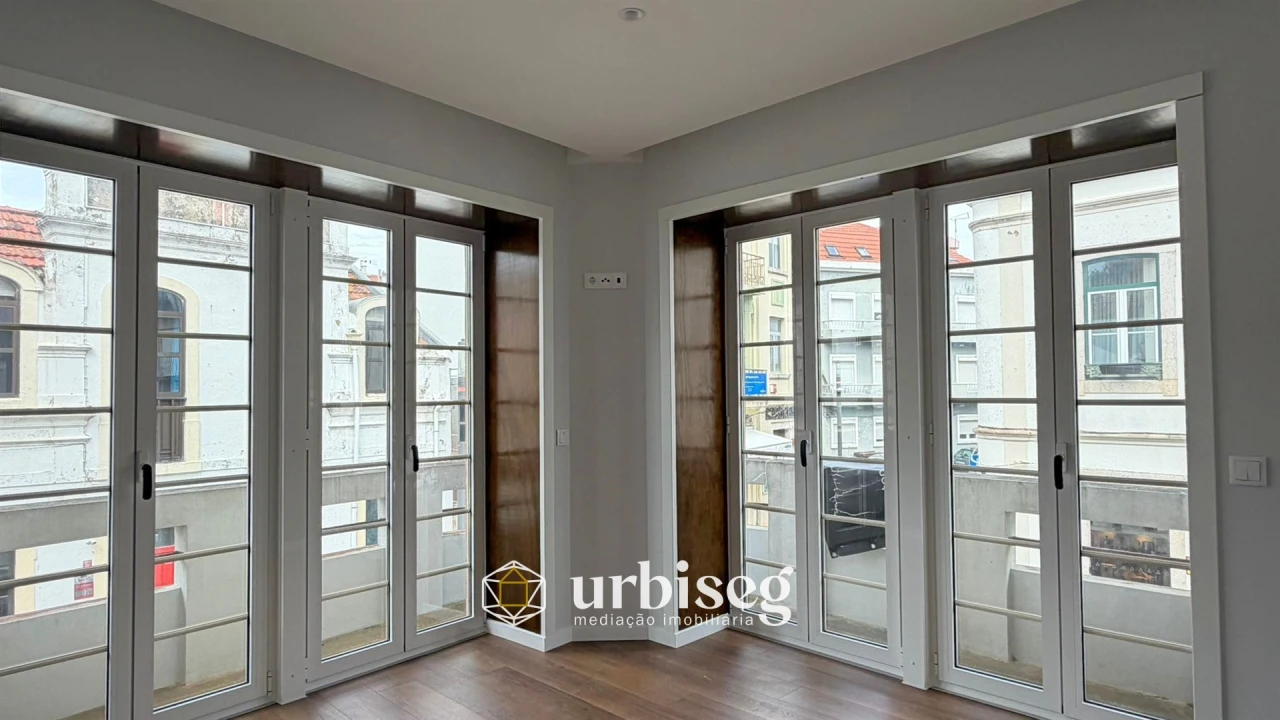 Apartamento T3 para Venda em Buarcos Foto 15