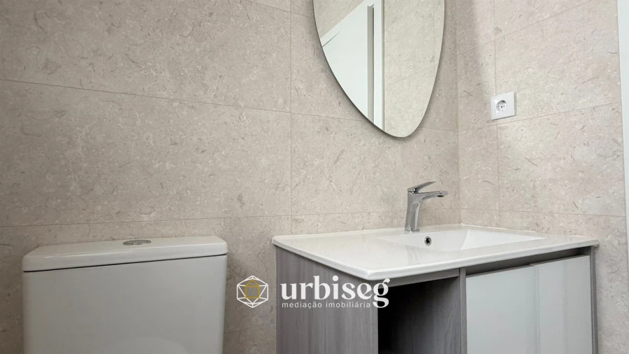 Apartamento T3 para Venda em Buarcos Foto 22