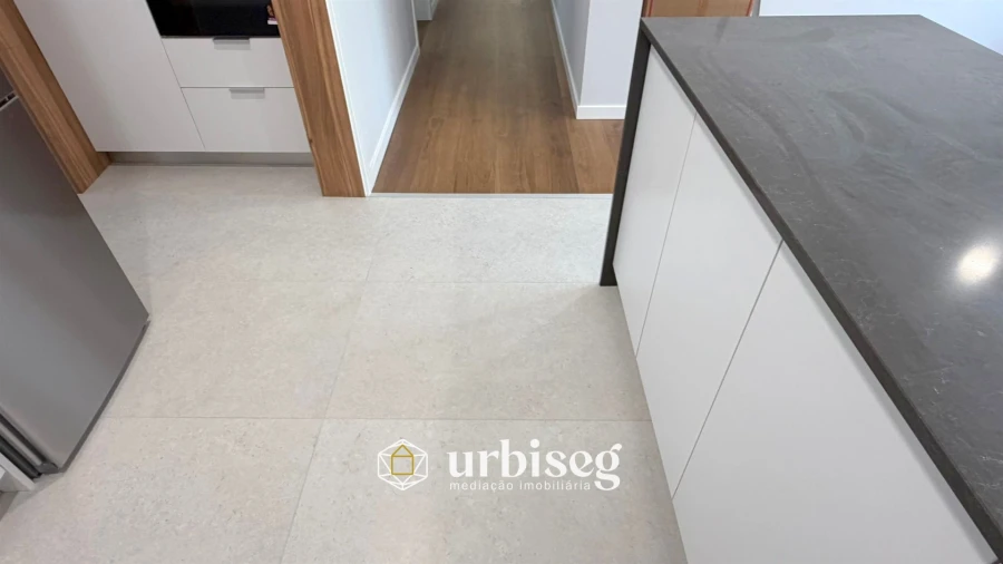 Apartamento T3 para Venda em Buarcos Foto 9