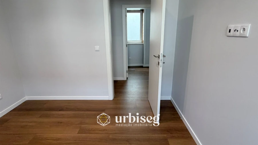 Apartamento T3 para Venda em Buarcos Foto 24