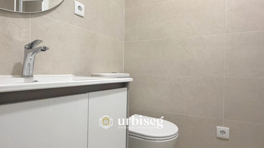 Apartamento T3 para Venda em Buarcos Foto 18