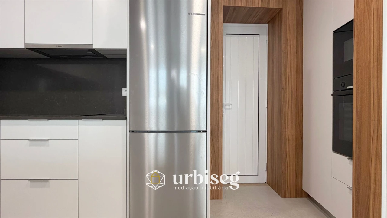 Apartamento T3 para Venda em Buarcos Foto 10