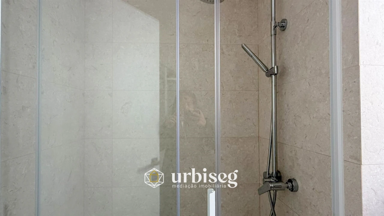 Apartamento T3 para Venda em Buarcos Foto 26