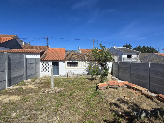 Moradia T2 para Venda em Bombarral e Vale Covo Foto 3