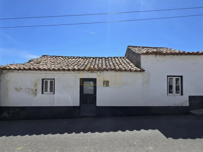 Moradia T2 para Venda em Bombarral e Vale Covo