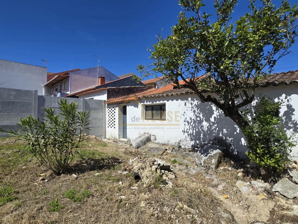 Moradia T2 para Venda em Bombarral e Vale Covo Foto 2