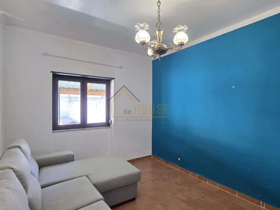 Moradia T2 para Venda em Bombarral e Vale Covo Foto 9