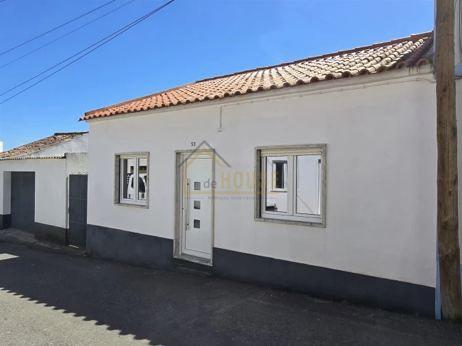 Moradia T2 para Venda em Bombarral e Vale Covo