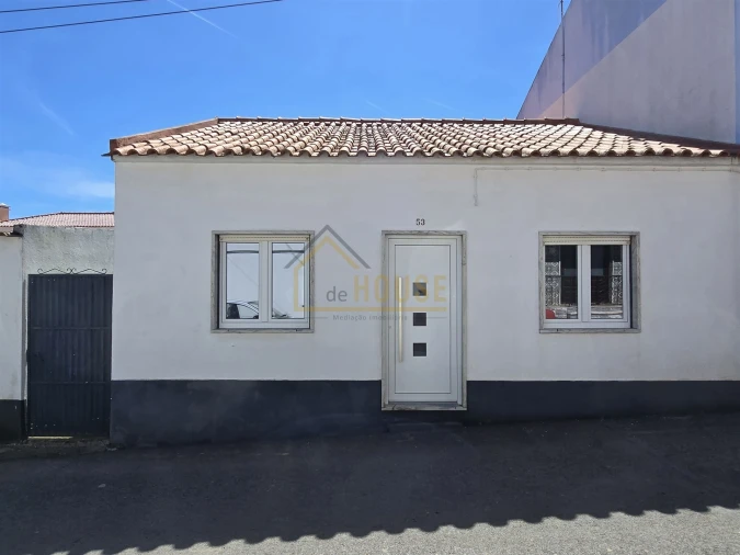 Moradia T2 para Venda em Bombarral e Vale Covo Foto 3