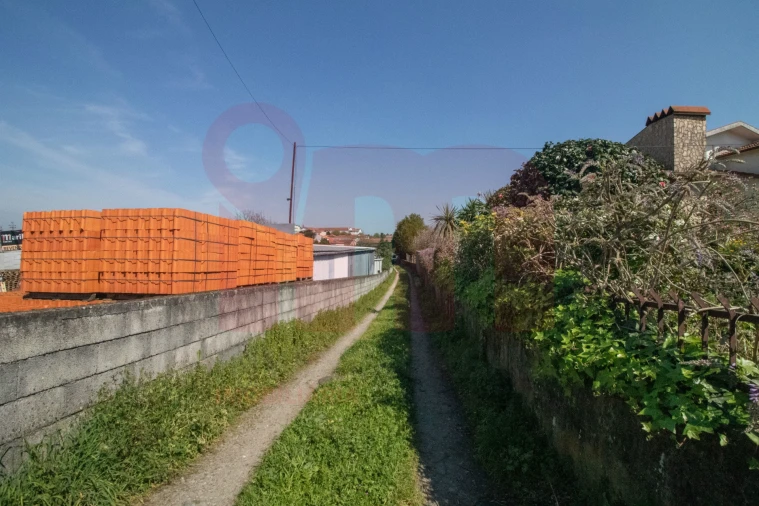 Moradia T3 para Venda em Vila das Aves Foto 2