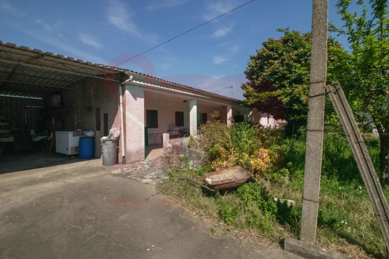 Moradia T3 para Venda em Vila das Aves Foto 1