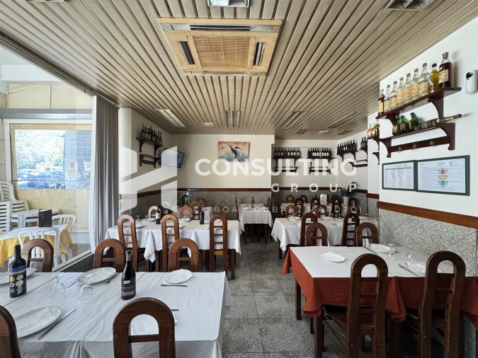 Loja para Arrendamento em Mina de Água Foto 10