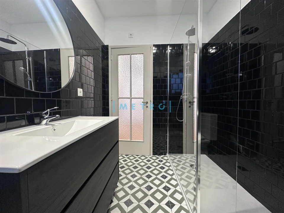 Apartamento T3 para Arrendamento em Cedofeita, Santo Ildefonso, Sé, Miragaia, São Nicolau e Vitória Foto 9