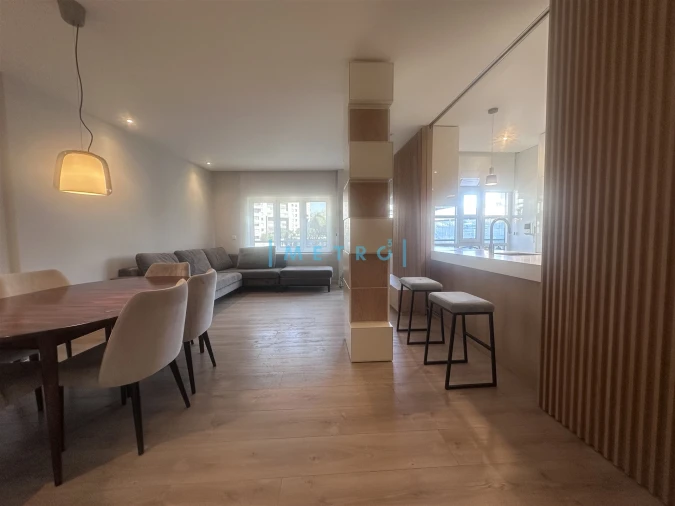 Apartamento T2 para Arrendamento em Lordelo do Ouro e Massarelos Foto 3