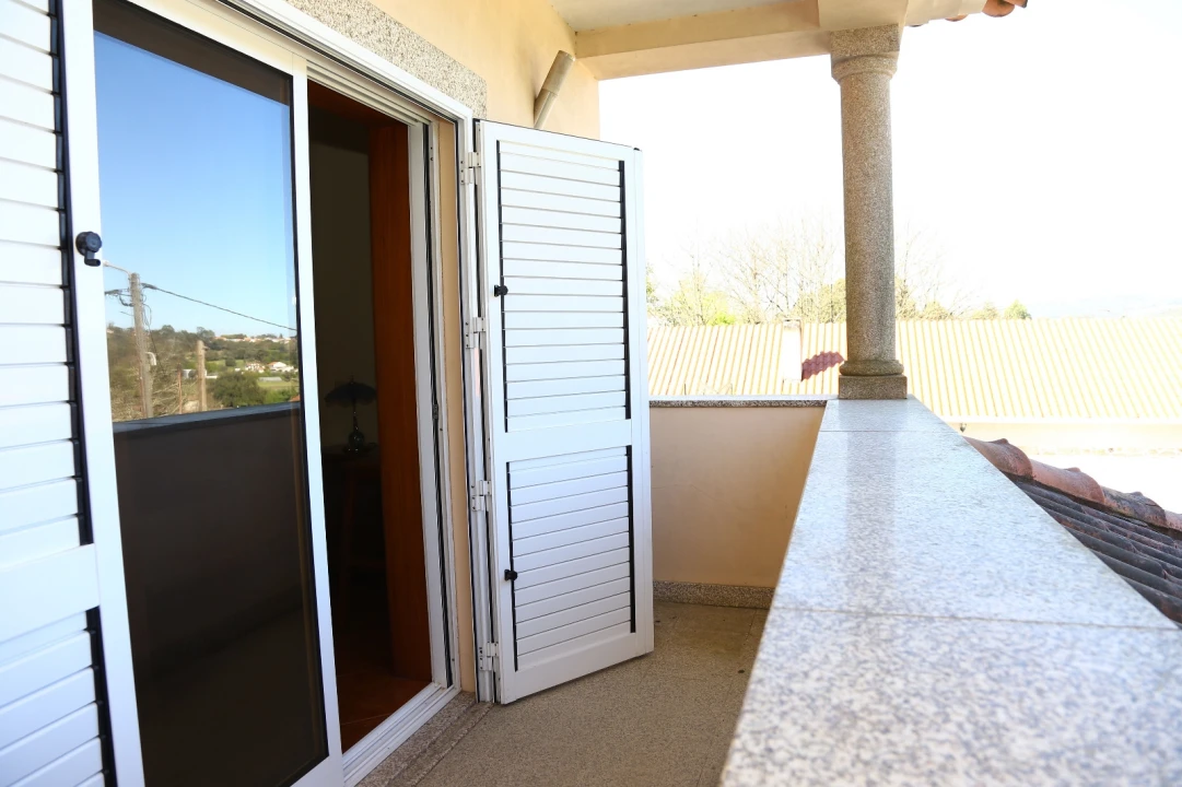 Moradia T4 para Venda em Raimonda Foto 31