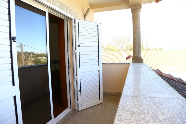 Moradia T4 para Venda em Raimonda Foto 31