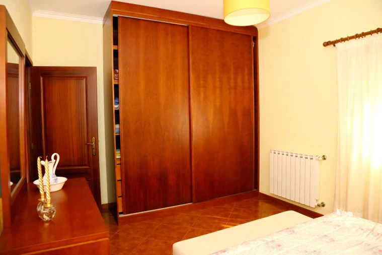 Moradia T4 para Venda em Raimonda Foto 18