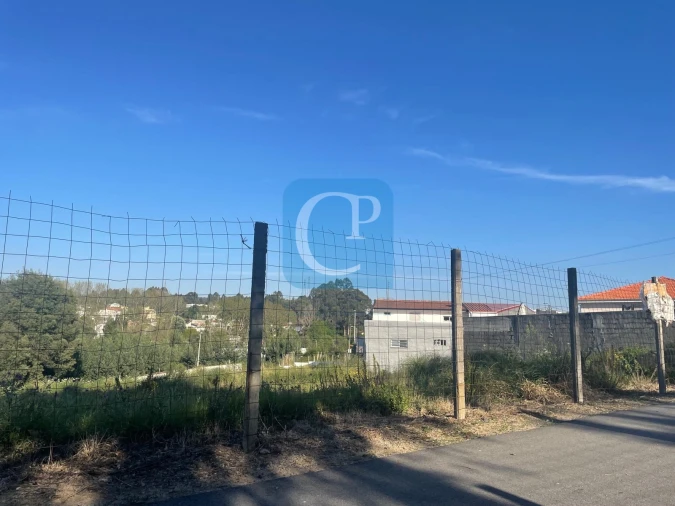 Terreno para Venda em Mafamude e Vilar do Paraíso Foto 1