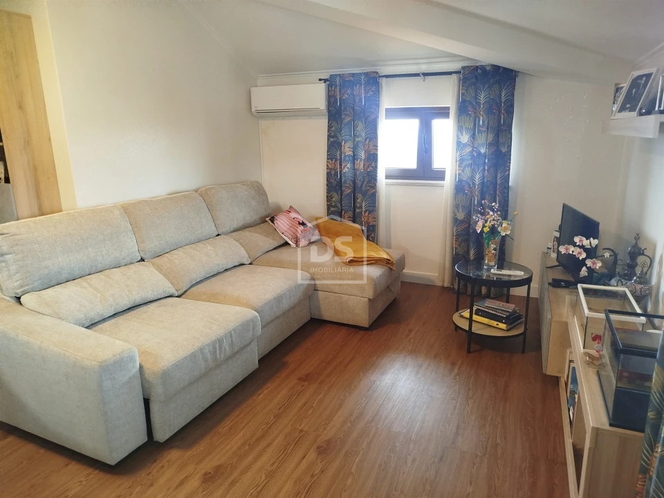 Apartamento T2 para Venda em Currelos, Papízios e Sobral Foto 4