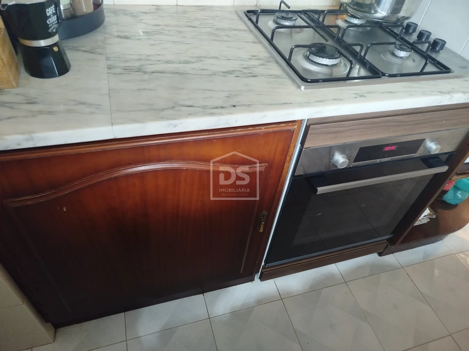 Apartamento T2 para Venda em Currelos, Papízios e Sobral Foto 15