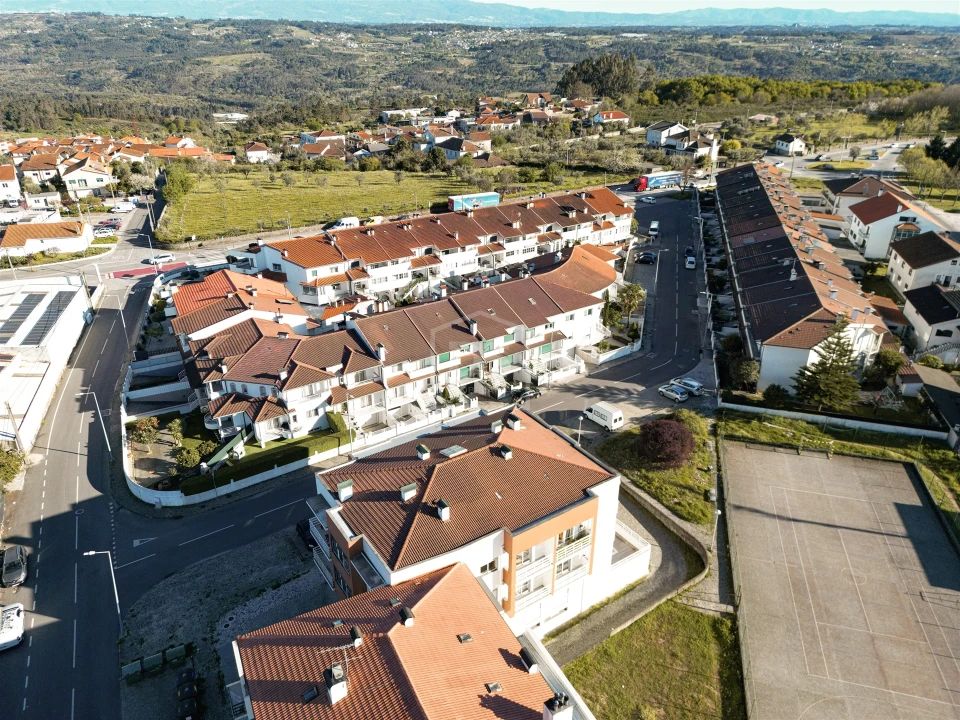 Moradia T4 para Venda em Fragosela Foto 51