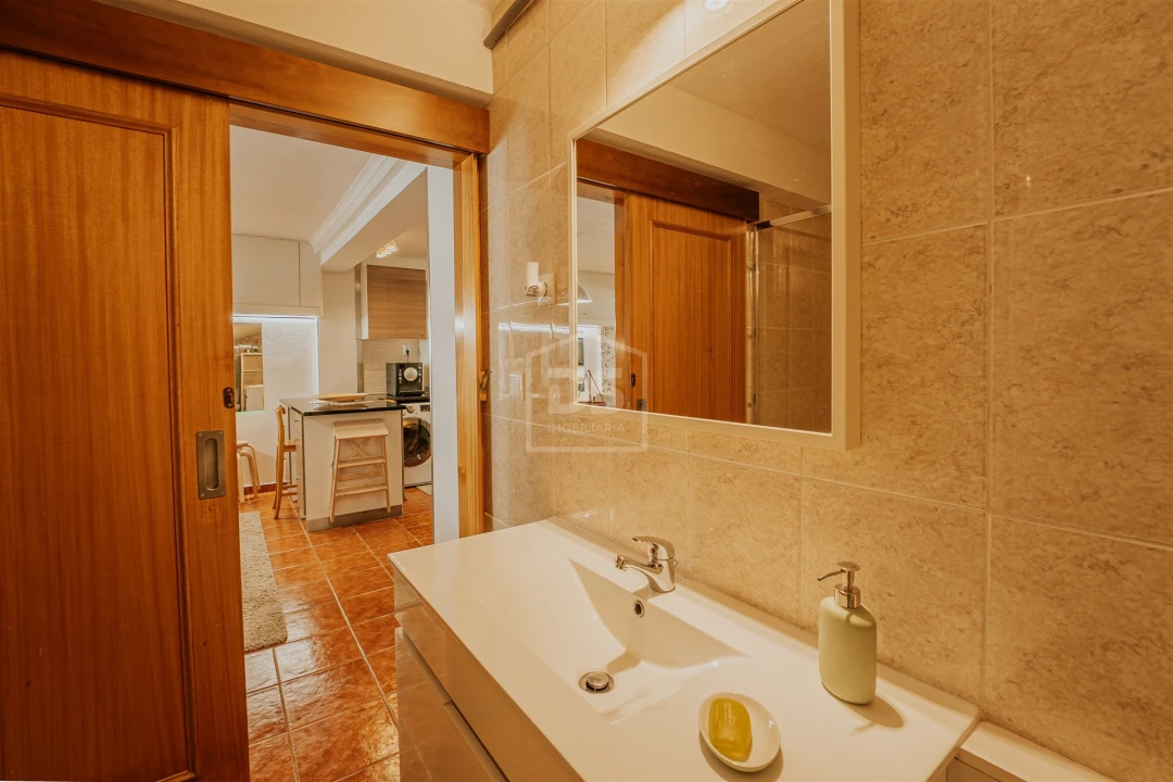 Moradia T4 para Venda em Fragosela Foto 64