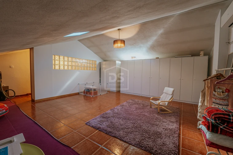 Moradia T4 para Venda em Fragosela Foto 45