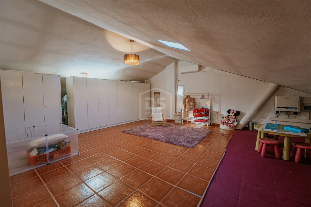 Moradia T4 para Venda em Fragosela Foto 44