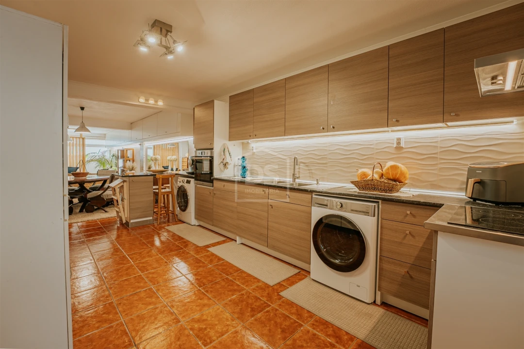 Moradia T4 para Venda em Fragosela Foto 60