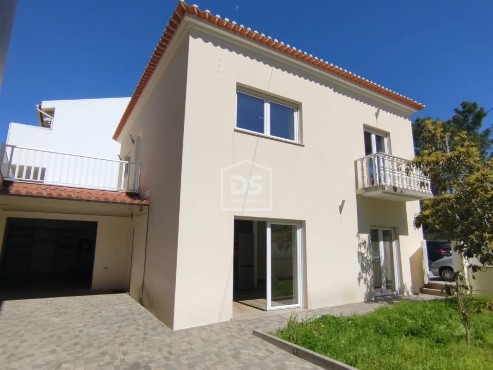 Moradia T5 para Venda em Buarcos Foto 5