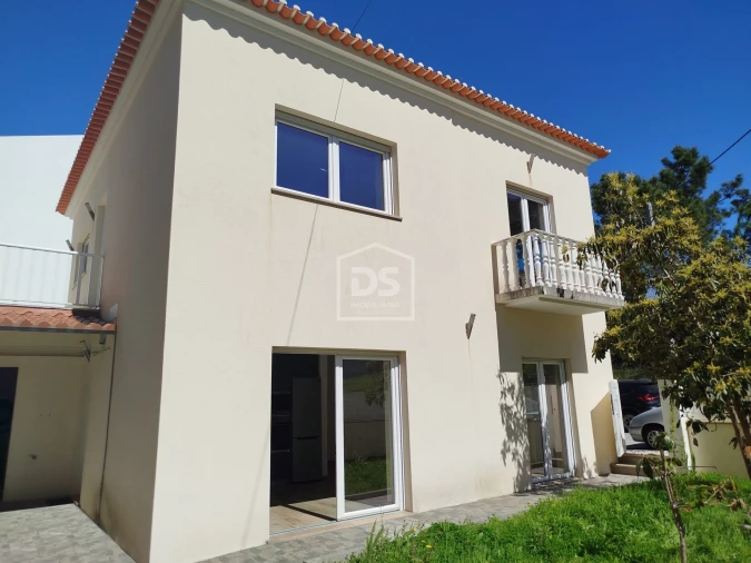 Moradia T5 para Venda em Buarcos Foto 6