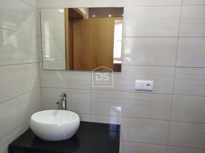 Moradia T5 para Venda em Buarcos Foto 32