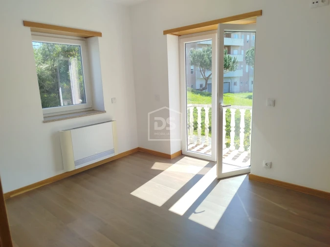 Moradia T5 para Venda em Buarcos Foto 60